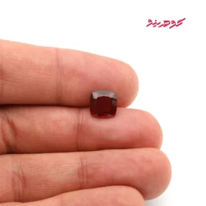 نگین گارنت سرخ طبیعی کد 307